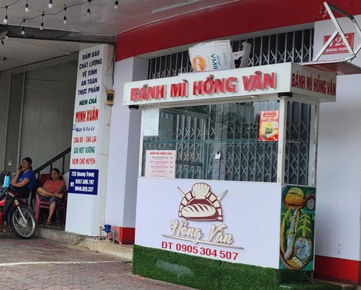 Nhiều người nhập viện sau ăn bánh mì tại tiệm bánh mì ở Quảng Ngãi