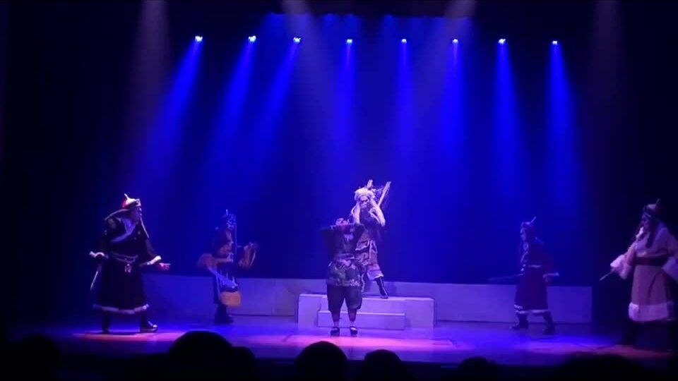 Hát bội nỗ lực đến gần khán giả