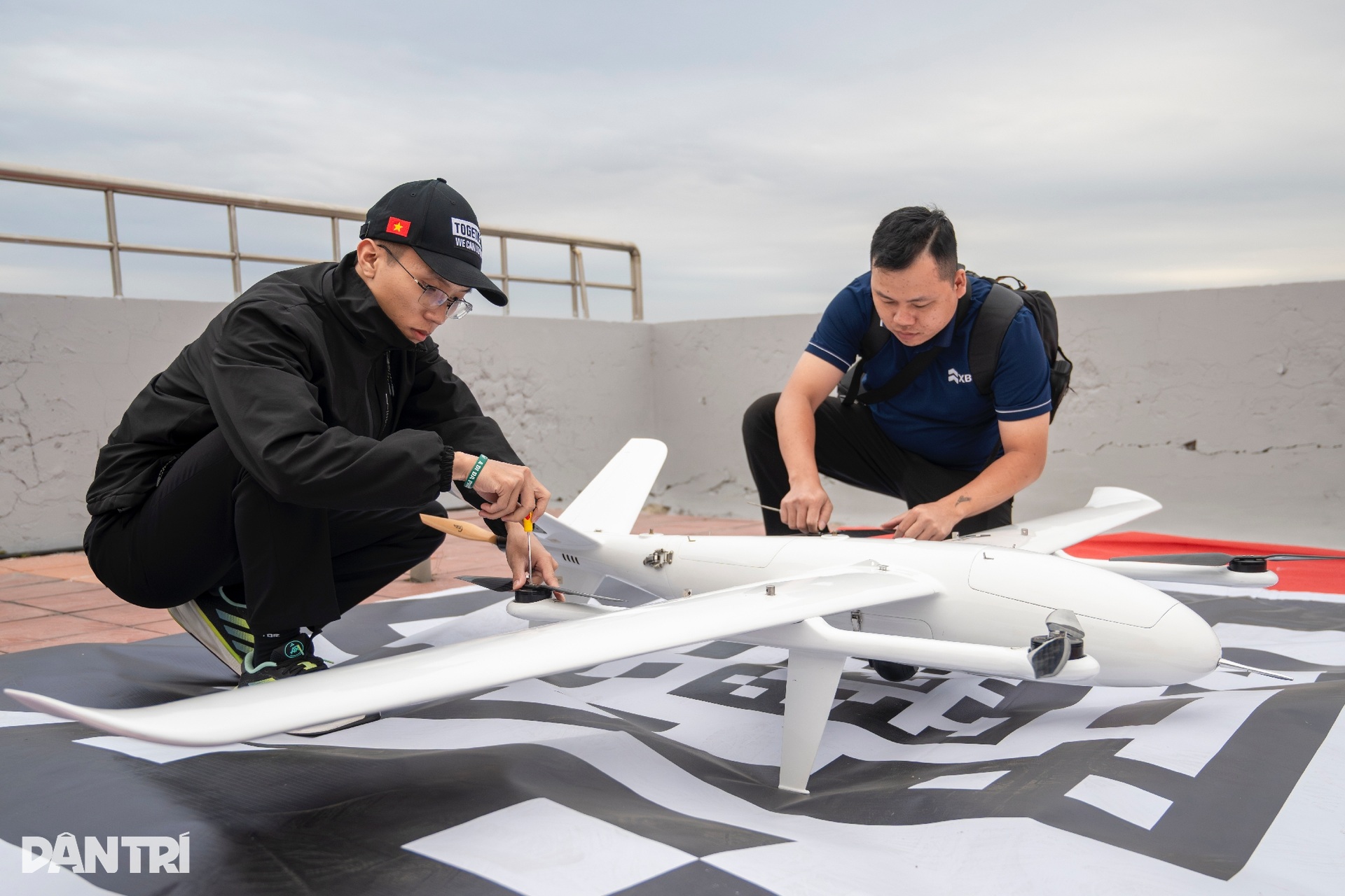 Dàn UAV vận chuyển liên viện đầu tiên cất cánh trên bầu trời Thủ đô - 4 Dàn UAV vận chuyển liên viện đầu tiên cất cánh trên bầu trời Thủ đô - 4