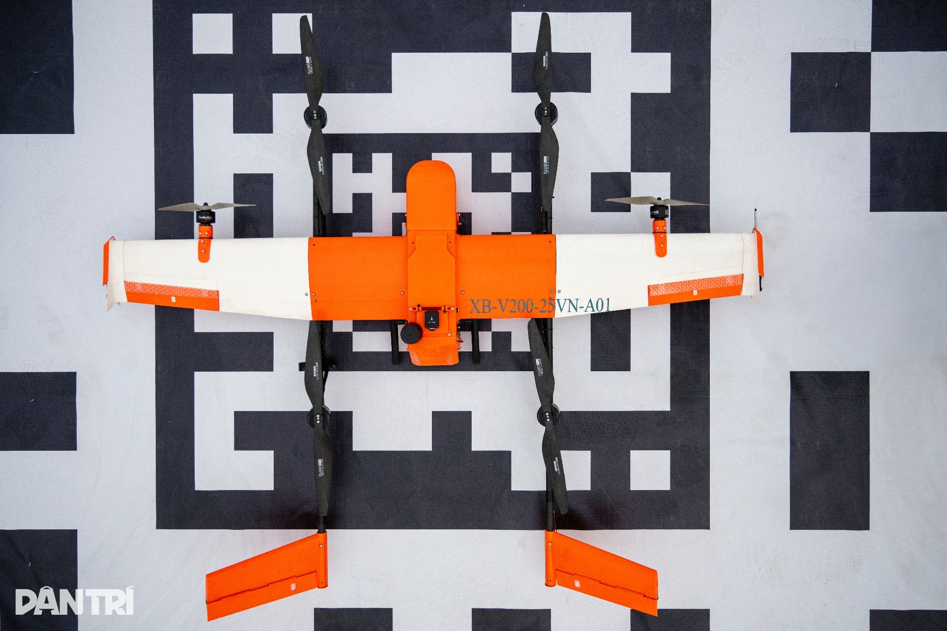 Dàn UAV vận chuyển liên viện đầu tiên cất cánh trên bầu trời Thủ đô - 6 Dàn UAV vận chuyển liên viện đầu tiên cất cánh trên bầu trời Thủ đô - 6