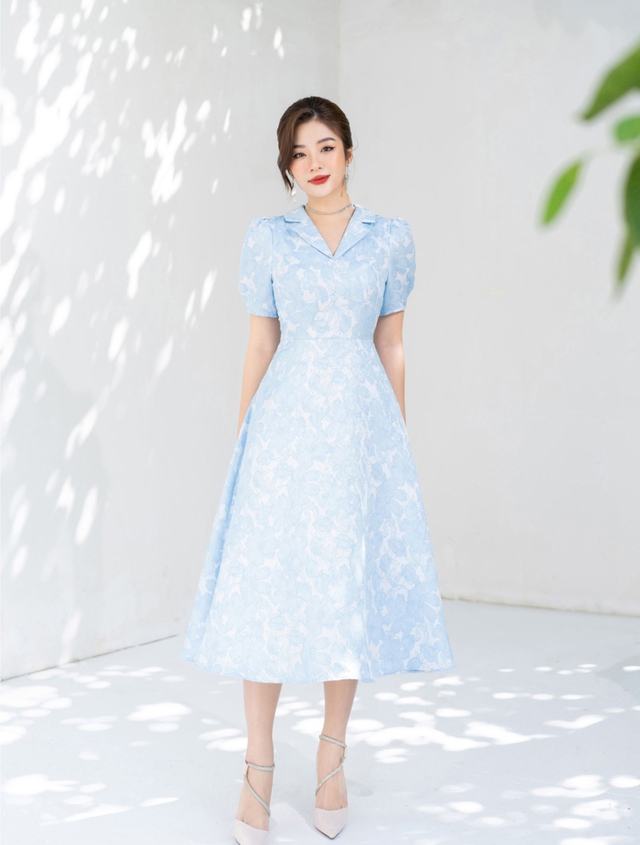 Nhẹ nhàng, thuần khiết với trang phục xanh pastel- Ảnh 3.