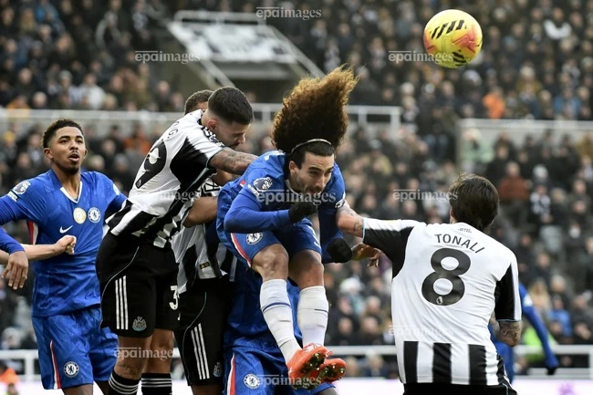 bi-lep-ve-man-united-run-ray-don-newcastle (3).jpg