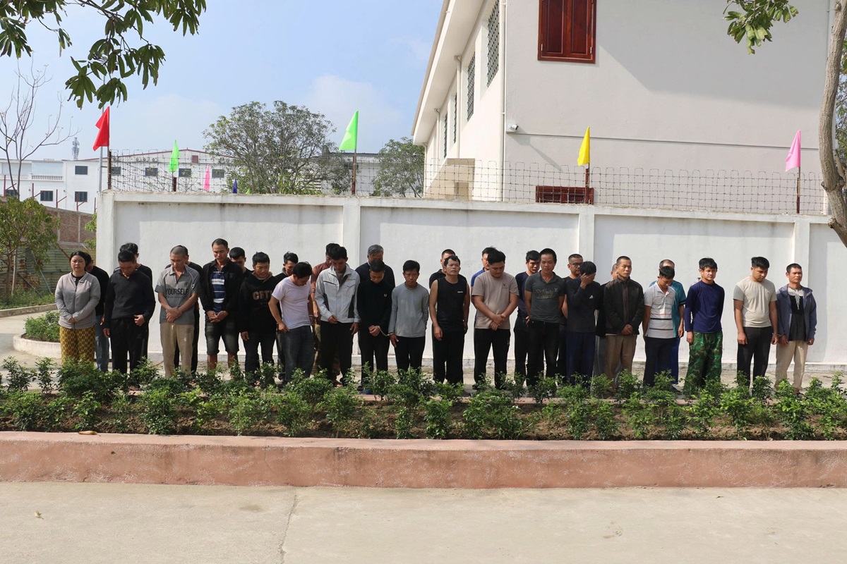 Hình ảnh kho súng, đạn của ổ nhóm buôn bán súng liên tỉnh qua mạng xã hội - Ảnh 7.