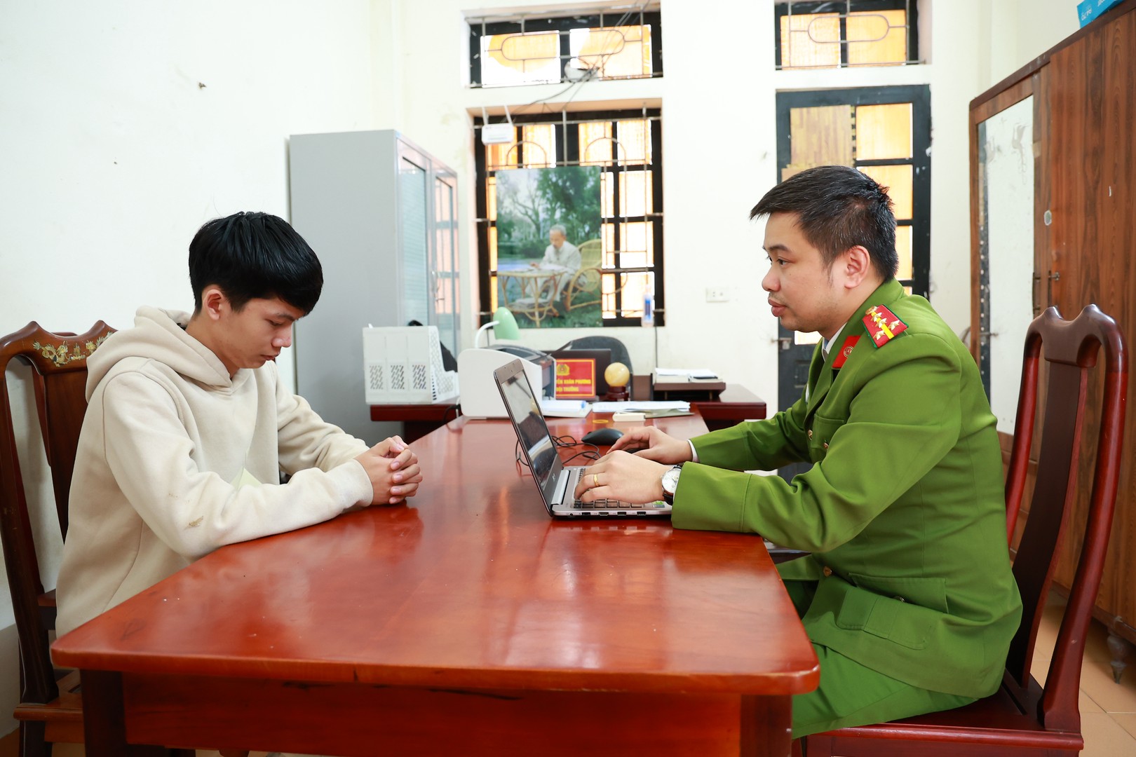 Khám xét khẩn cấp chỗ ở của Nguyễn Hữu Tính, bắt Nguyễn Đức Minh trong chuyên án liên tỉnh đặc biệt lớn- Ảnh 4.