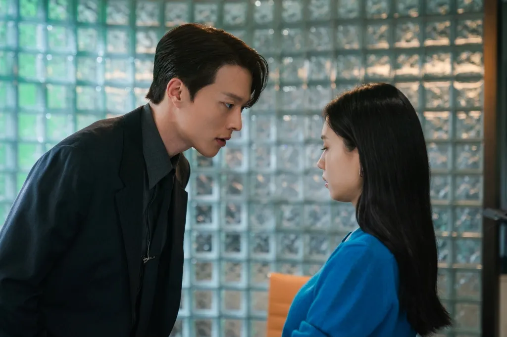 Ra đời nể mỗi phim Hàn 3 xu mà xem không dứt nổi, nam chính là chồng quốc dân hot nhất 2025- Ảnh 5.