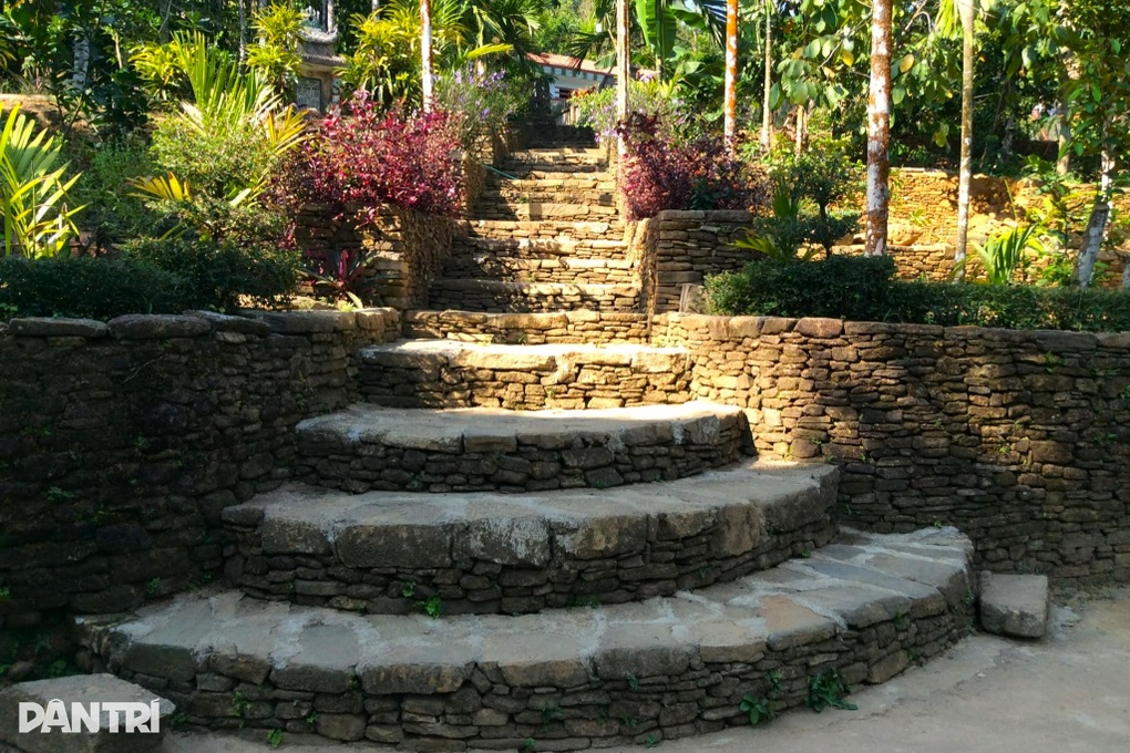 Dạo quanh làng cổ được ví là đẹp nhất Việt Nam - 2