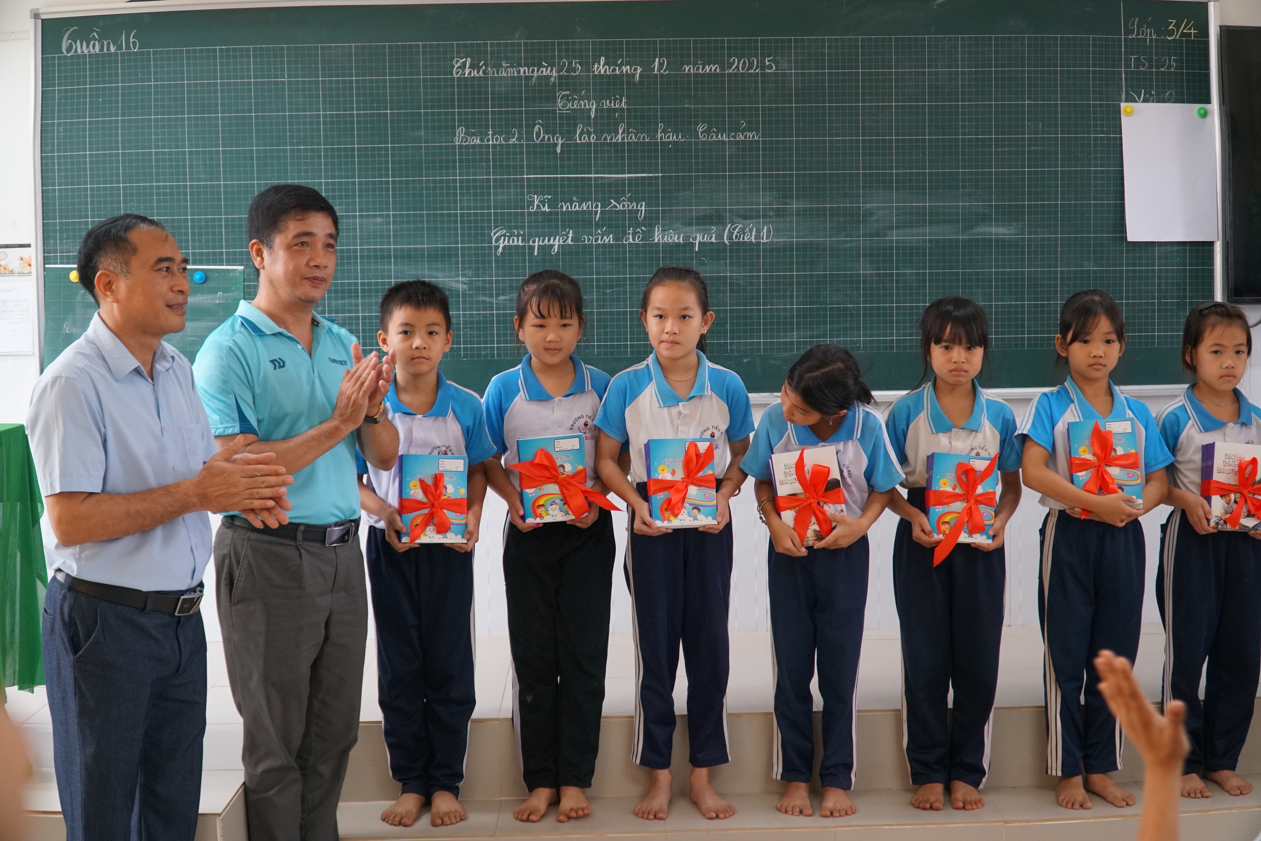 Báo Thanh Niên khánh thành 3 căn nhà nhân ái ở Đồng Nai- Ảnh 16.