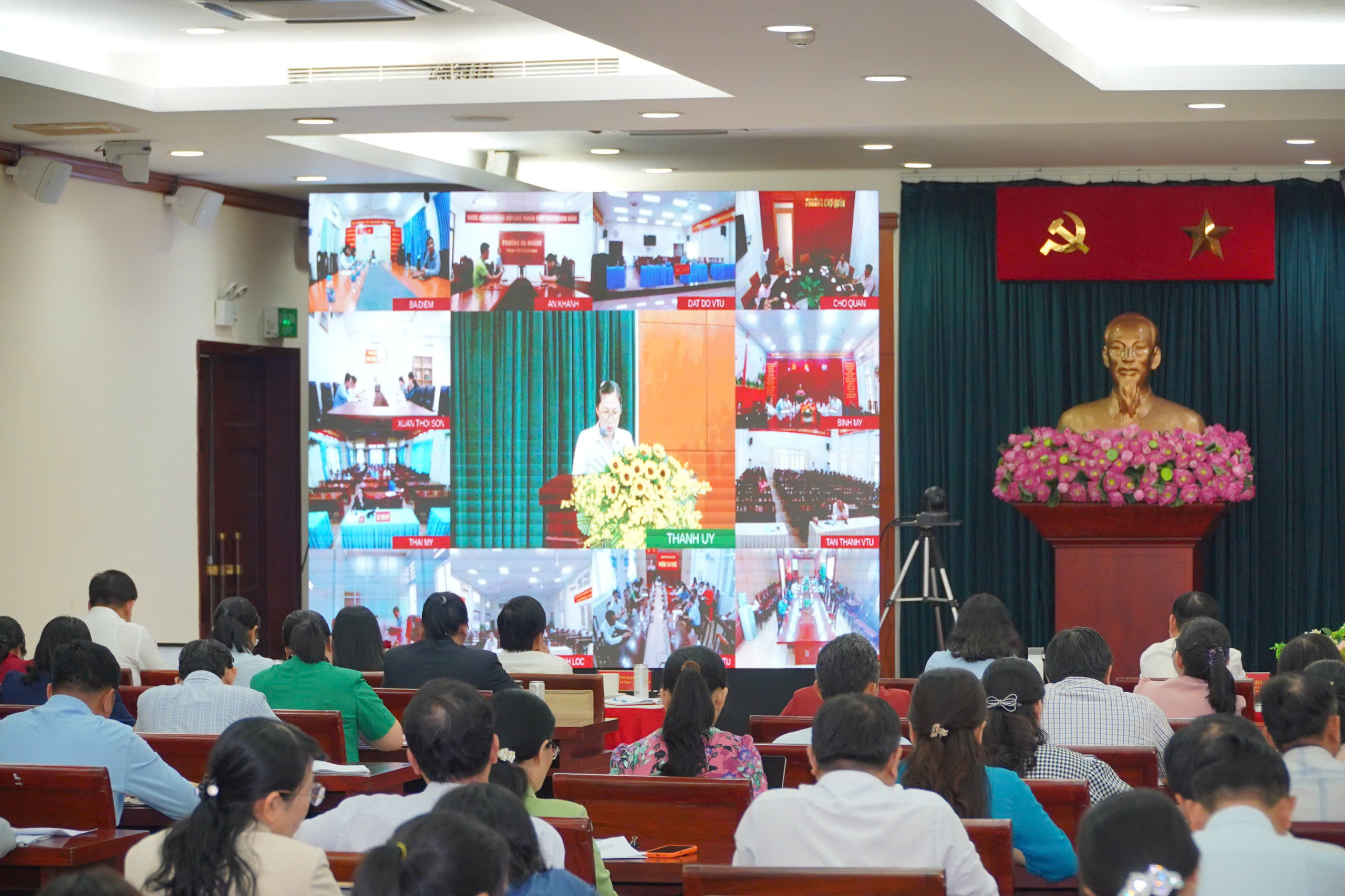 Làm công tác cán bộ khó lắm 5 Bí thư Thành ủy TPHCM: