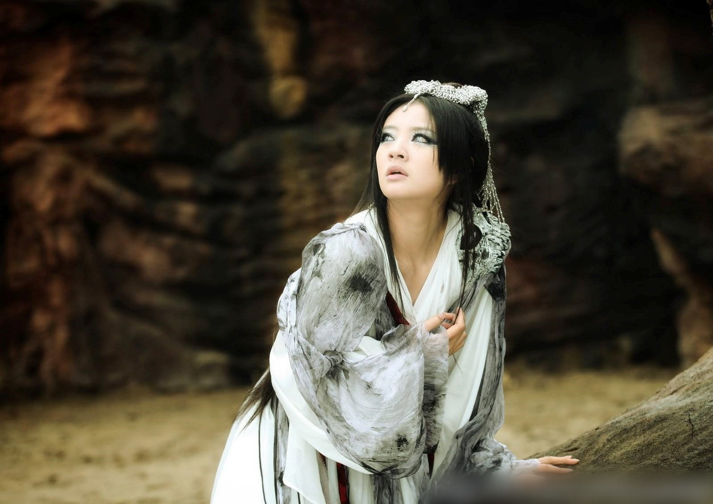 Sốc với phiên bản Tôn Ngộ Không yêu Bạch Cốt Tinh- Ảnh 2.