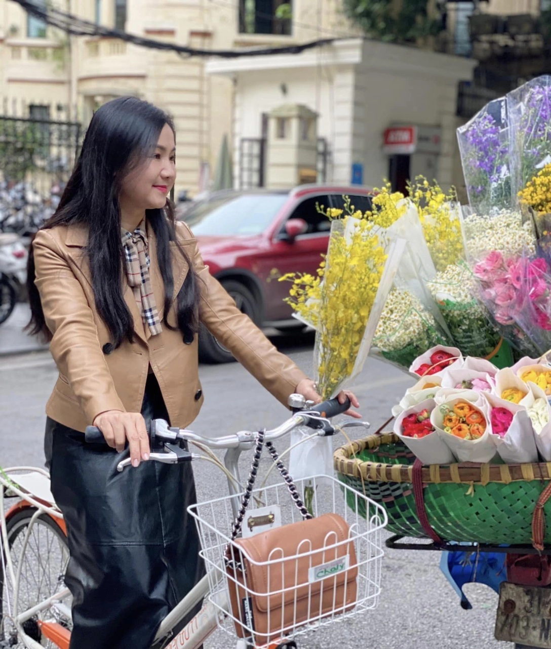 Nữ NSND U60 trẻ đẹp như 30, hôn nhân viên mãn bên chồng đại gia hơn 15 tuổi- Ảnh 4.