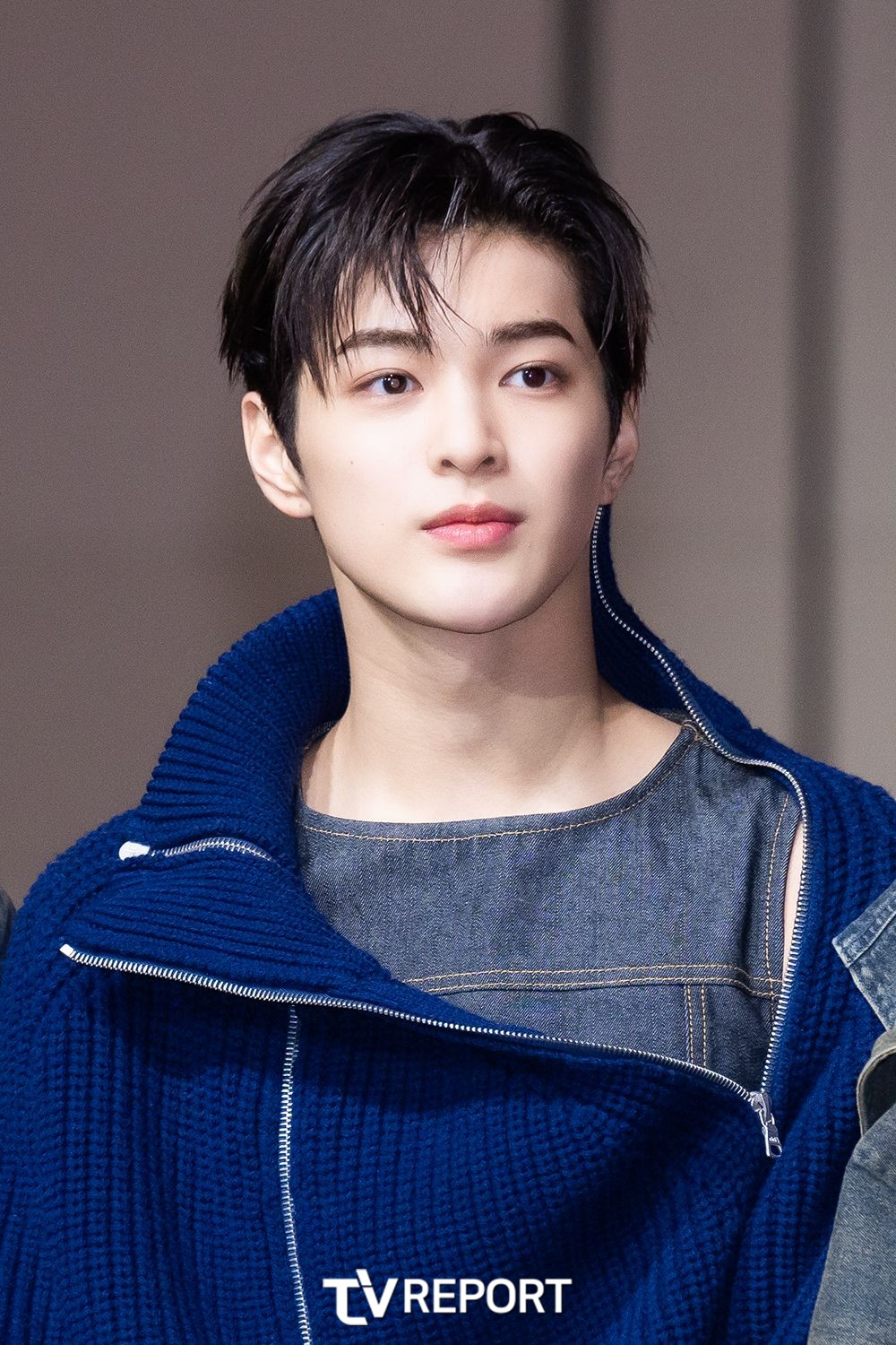 Thảm đỏ hot nhất Giáng sinh 2025: Jang Won Young hóa thiên thần, Winter (aespa) vất vả che dấu ấn tình yêu với Jungkook (BTS)- Ảnh 24.