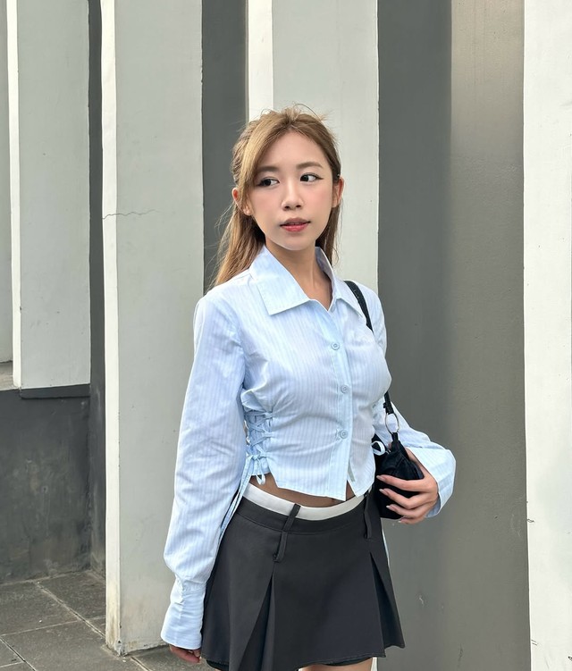 Những bản phối với áo crop top 'bất bại'- Ảnh 2. Những bản phối với áo crop top 'bất bại'- Ảnh 2.