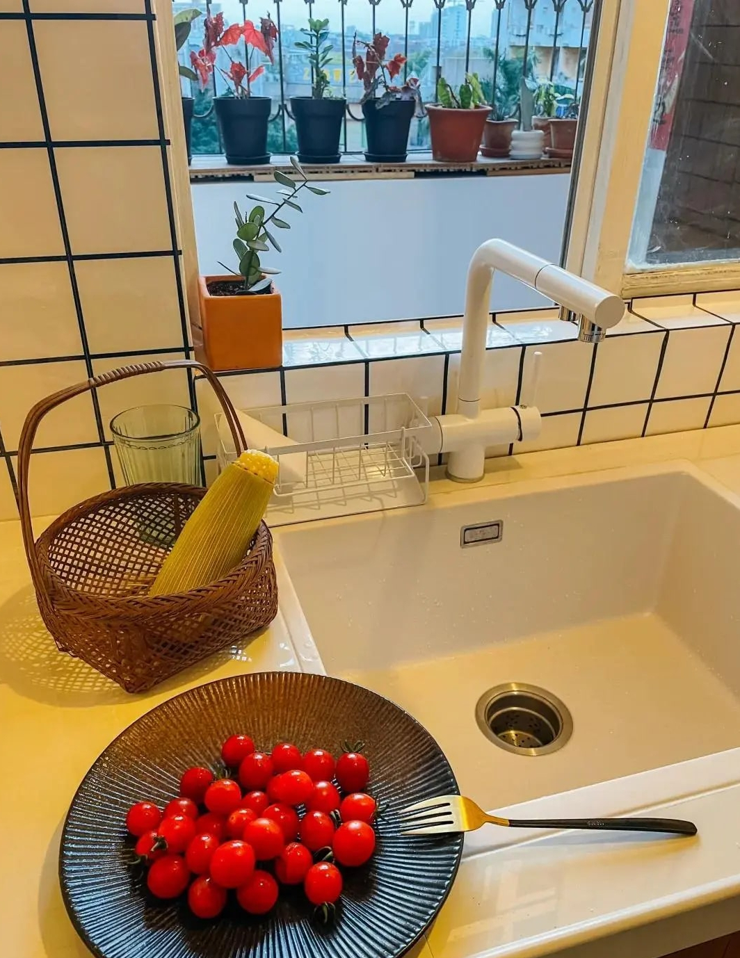 Tim đập loạn trước ngôi nhà của bà cụ 75 tuổi: Sống 1 mình an yên, không làm gánh nặng cho con cháu- Ảnh 7.