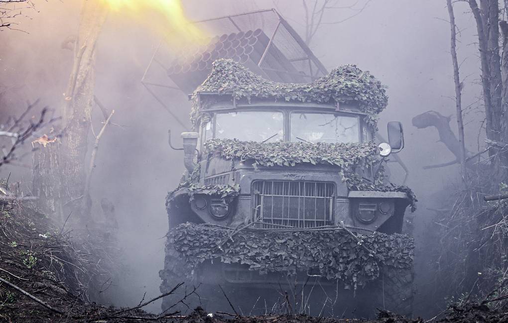 Chiến sự Ukraine ngày 1.401: Giáng sinh không im tiếng súng - Ảnh 2.