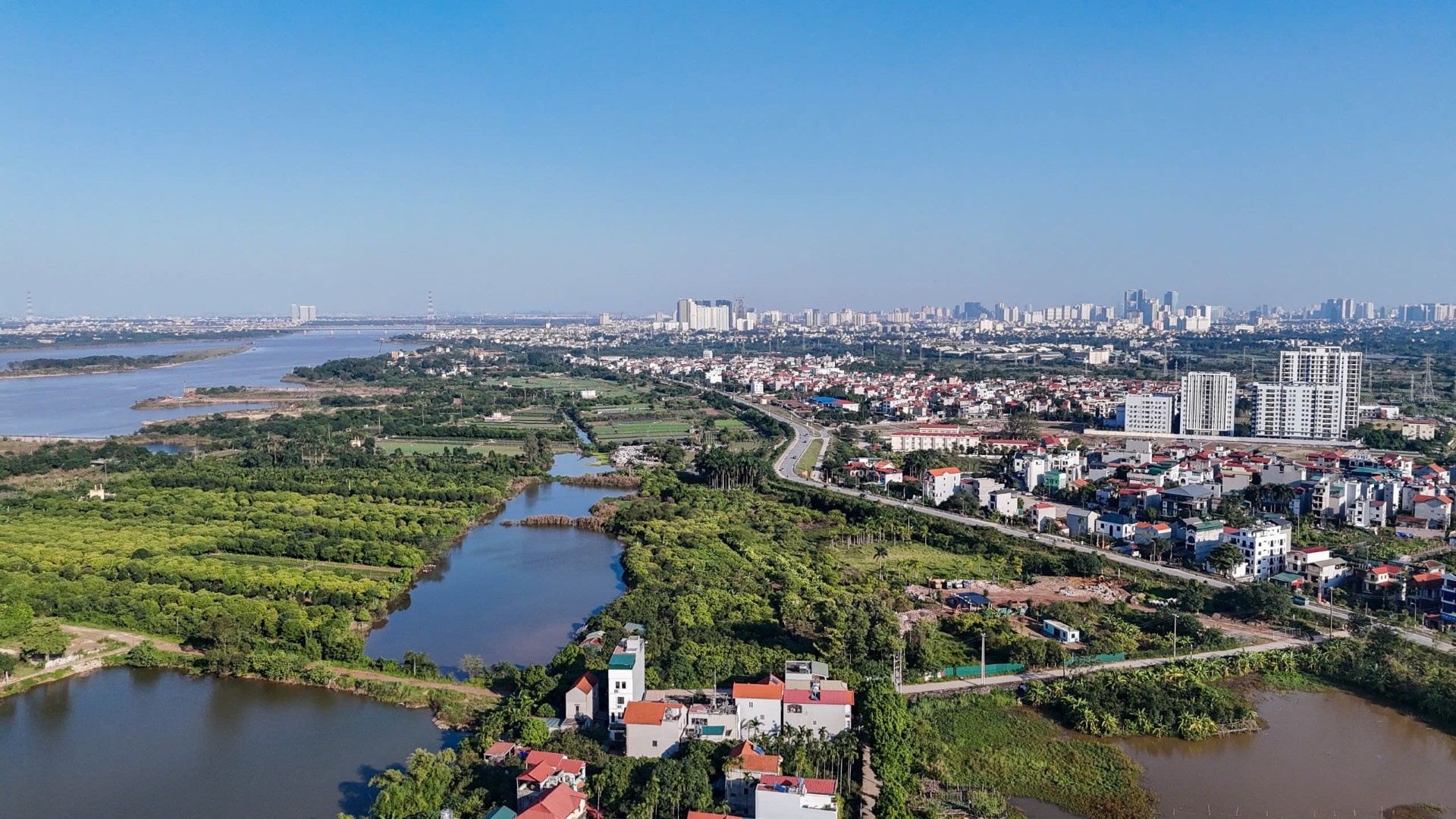 Trục đại lộ cảnh quan sông Hồng: Cơ hội và thách thức - Ảnh 3.