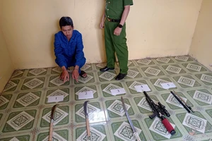 Hai nhóm hút hầm cầu hỗn chiến bằng bom xăng gây náo loạn