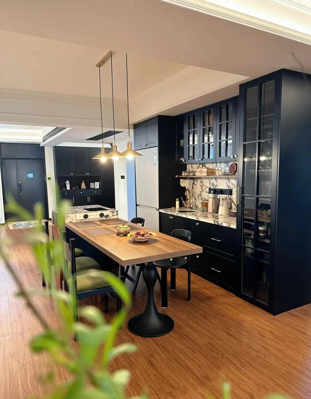 Nữ nghệ sĩ 40 tuổi không kết hôn, bỏ 12 tỷ xây 