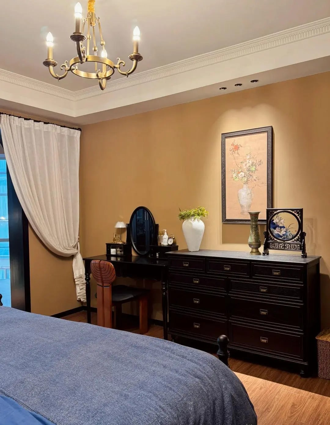 Nữ nghệ sĩ 40 tuổi không kết hôn, bỏ 12 tỷ xây 