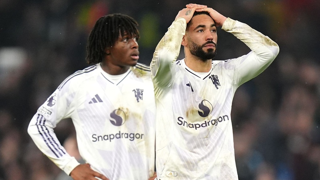 Man Utd khủng hoảng nghiêm trọng, HLV Amorim đau đầu vì Bruno Fernandes - 2