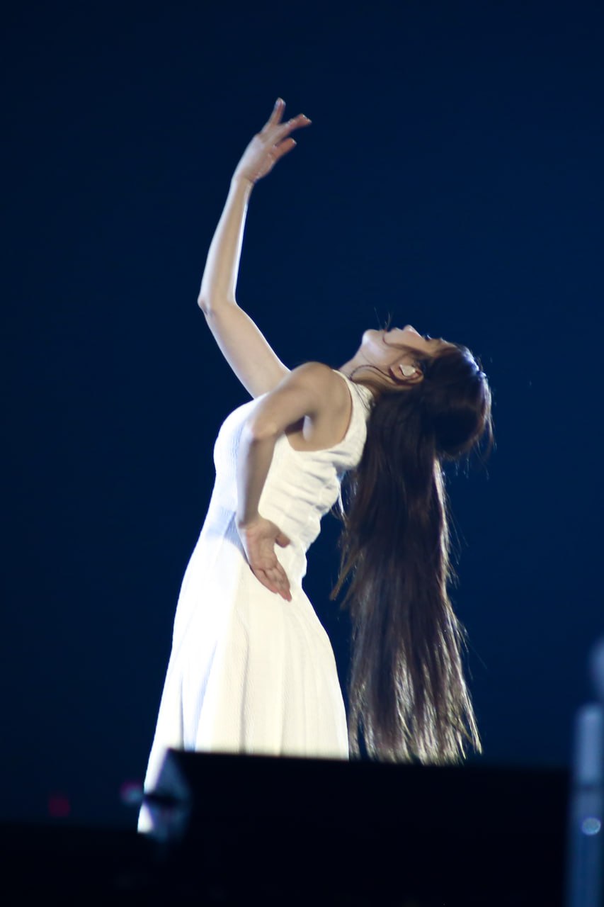 Màn trình diễn gây sốc của nữ DJ đẹp nhất Vbiz, visual như tiên nga giáng trần càng nhìn càng mê- Ảnh 3.