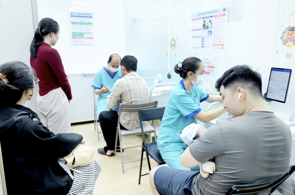 Long Châu đồng hành ngành y tế phát triển hệ thống chăm sóc toàn diện nhi khoa - 3