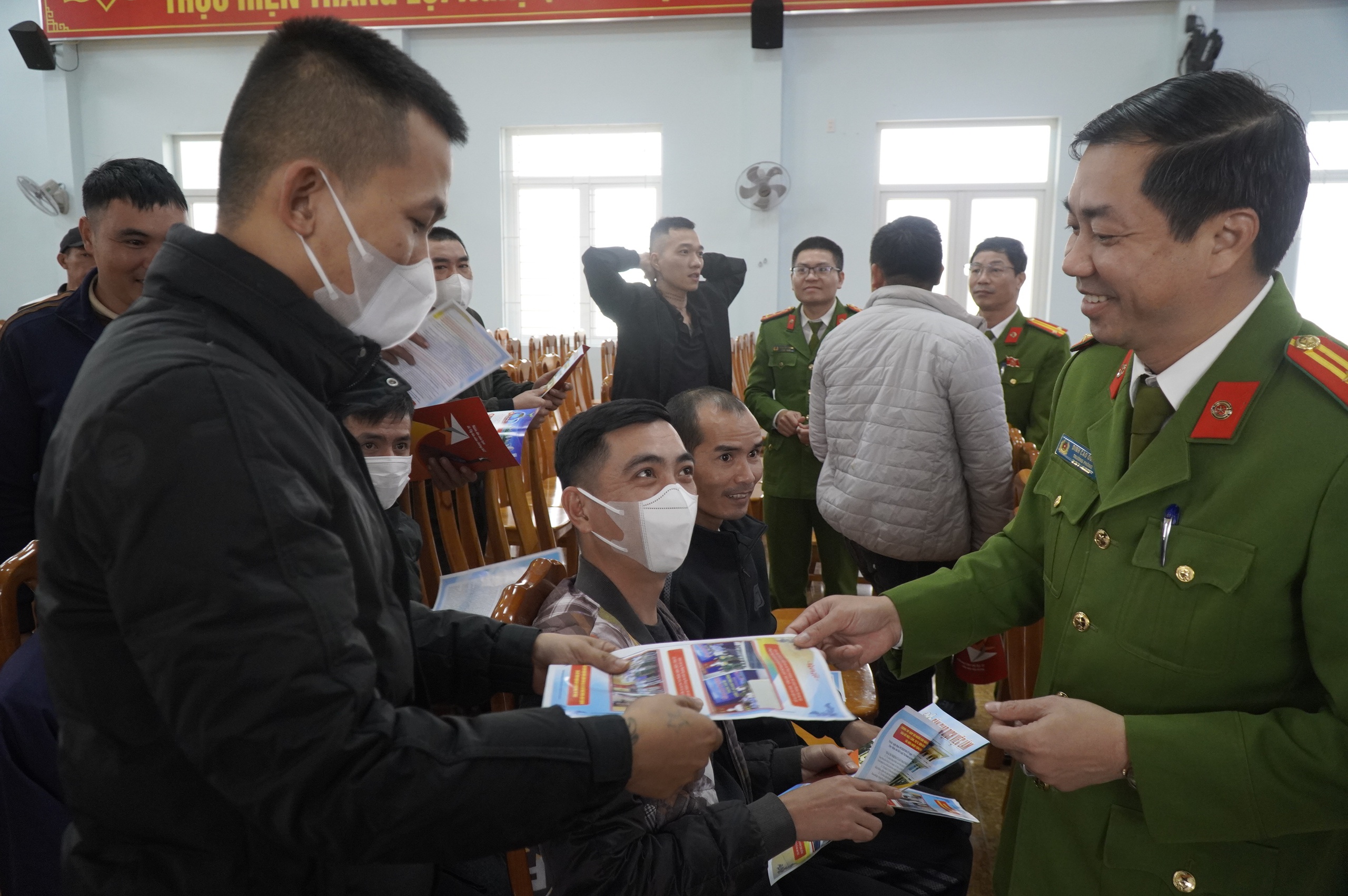 Công an Quảng Trị 'tìm việc' cho người chấp hành xong án phạt tù- Ảnh 2.