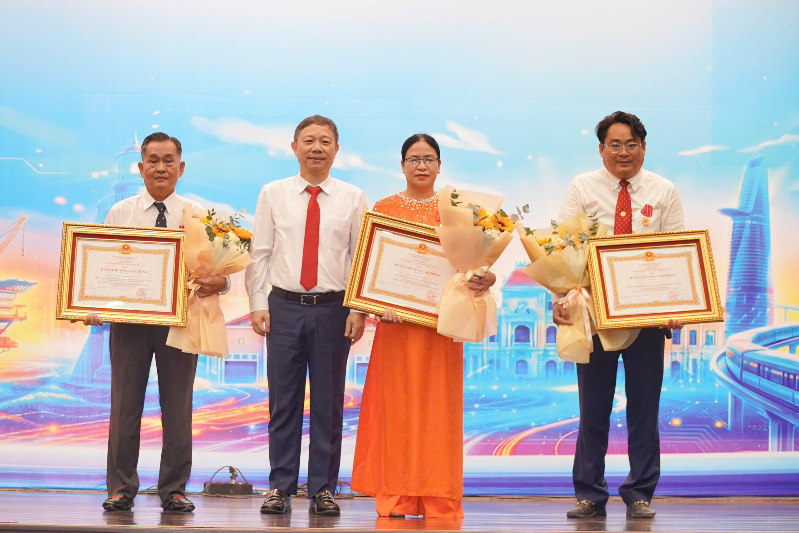 Trình đề án sắp xếp cơ quan báo chí TPHCM trước 31-12-2025 - Ảnh 6.