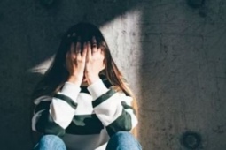 Học sinh lớp 6 tử vong sau khi bị phạt gập bụng 100 lần vì đi học muộn