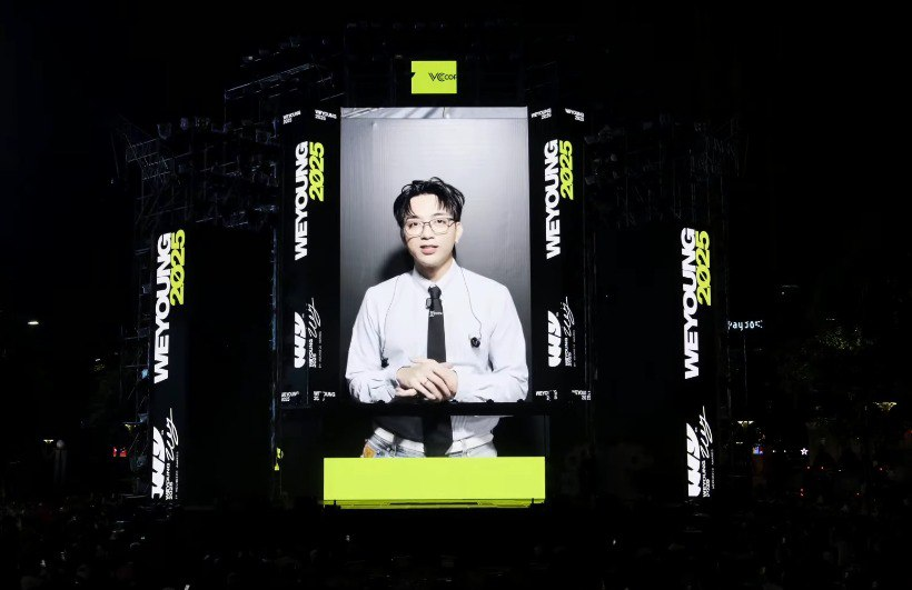 Samsung và hành trình trở thành thương hiệu công nghệ được giới trẻ yêu thích tại WeYoung 2025- Ảnh 2.