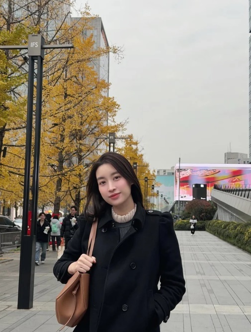 Đỗ Mỹ Linh hiếm hoi xuất hiện giữa nghi vấn mang thai lần 2?