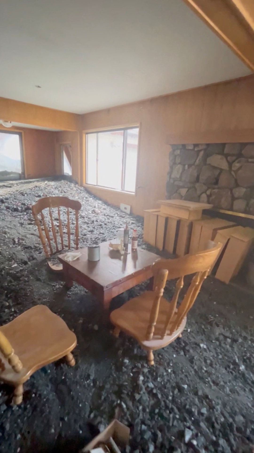 Mỹ hứng mưa lũ kinh hoàng tuần lễ Giáng Sinh, California ngập trong bùn đất- Ảnh 3.