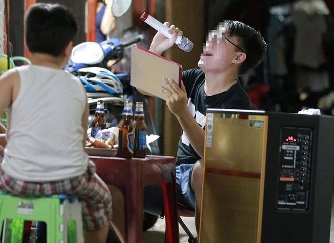 Xử phạt karaoke gây ồn ào: Để tiếng hát mang tính giải trí và kết nối- Ảnh 3.