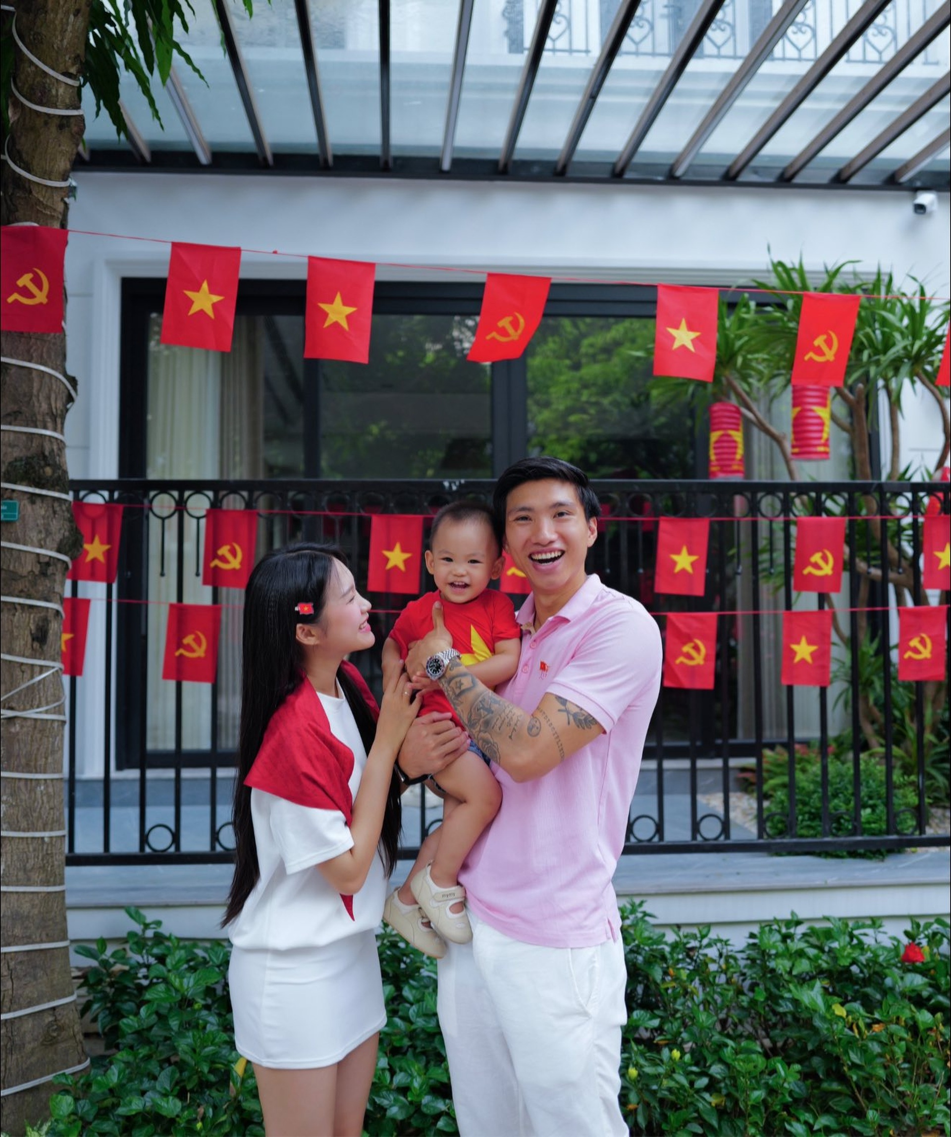 Doãn Hải My - Đoàn Văn Hậu: 5 năm bên nhau hạnh phúc, có biệt thự xe sang - 8