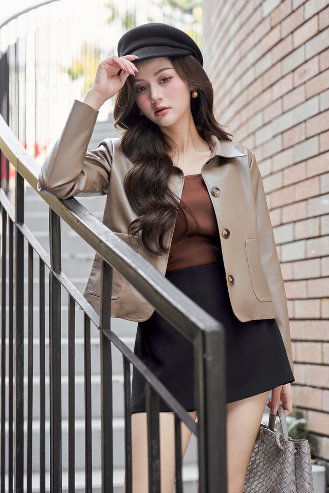 Cuối đông, thời điểm tuyệt nhất để diện áo khoác da, chân váy da - Ảnh 3.