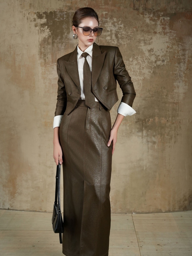 Cuối đông, thời điểm tuyệt nhất để diện áo khoác da, chân váy da - Ảnh 8.