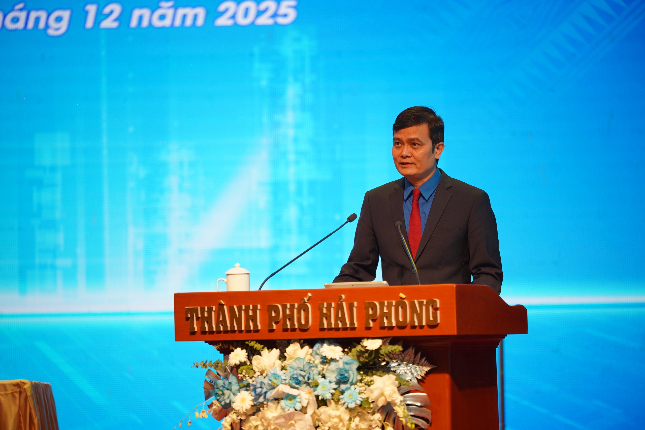 Chị Nguyễn Thị Thủy được chỉ định giữ chức Bí thư Thành Đoàn Hải Phòng - Ảnh 3.