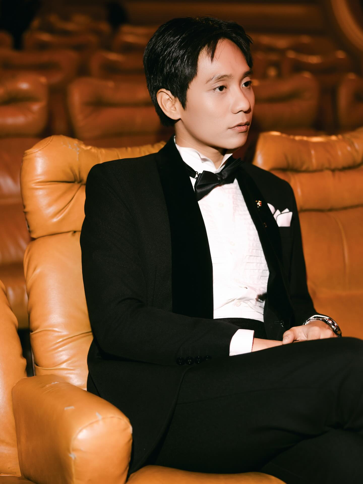 Ngôi sao đổi đời khét nhất Việt Nam 2025: 15.000 người đổ xô theo dõi, đời tư bí ẩn Google cũng bó tay- Ảnh 4.