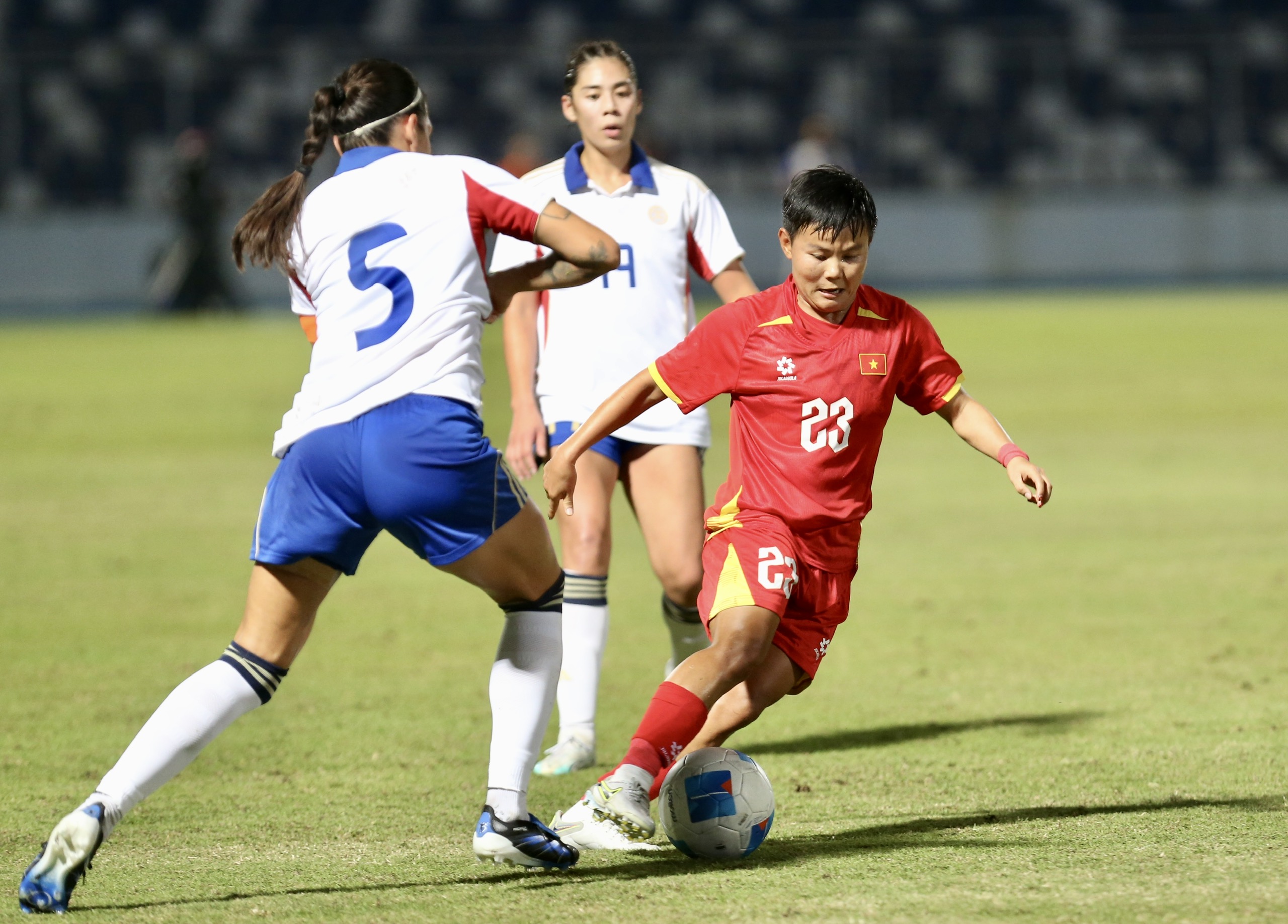 Quả bóng vàng Việt Nam Bích Thùy: Nước mắt không còn vị đắng- Ảnh 2.