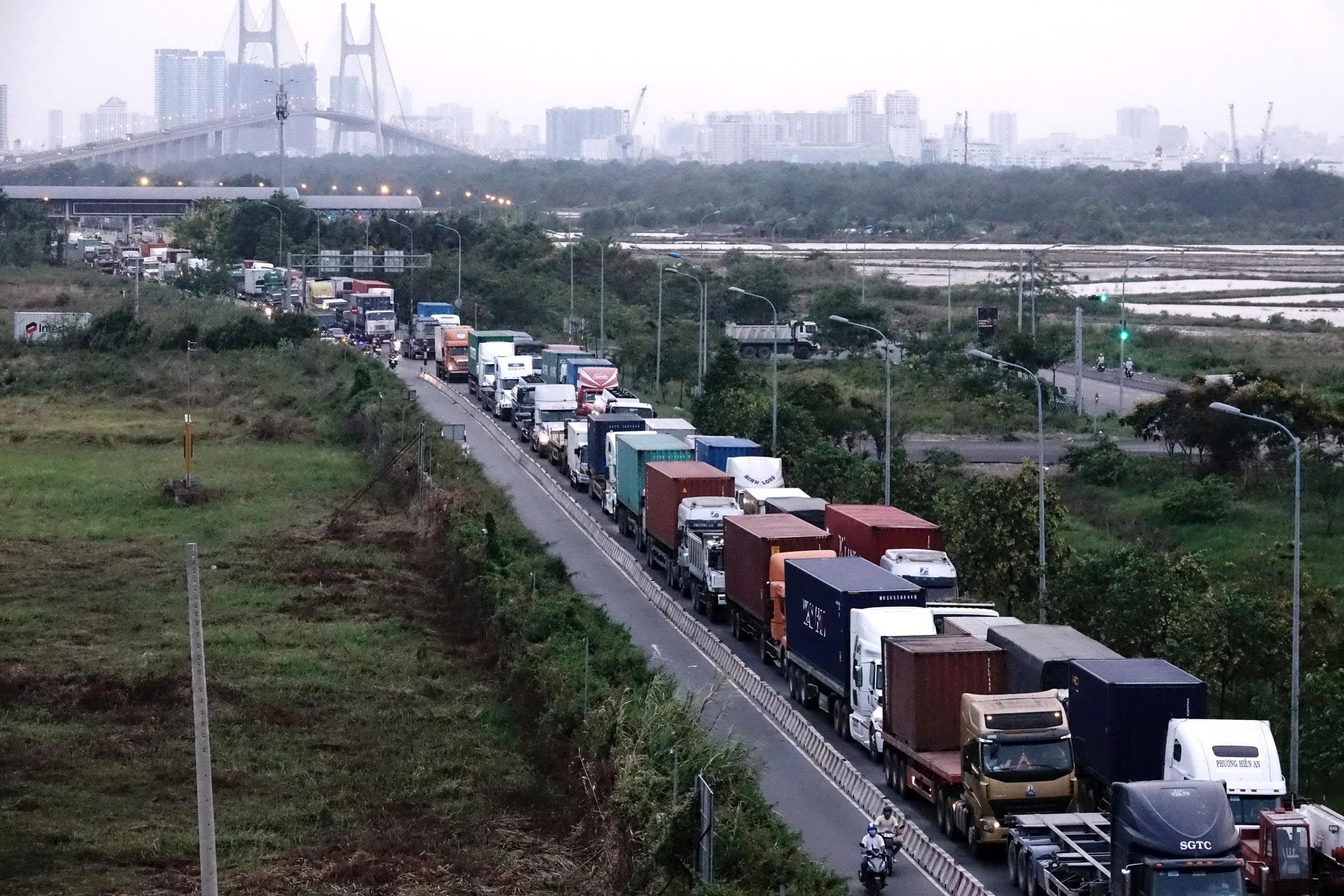 Giảm gánh nặng phí cho doanh nghiệp logistics TP.HCM- Ảnh 2.