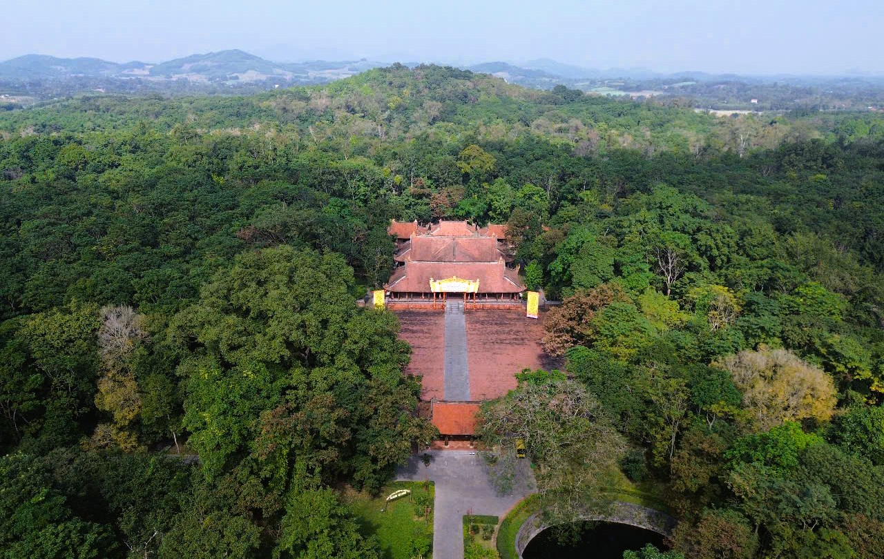 Du lịch Thanh Hóa đón hơn 16 triệu lượt khách, thu trên 46 ngàn tỉ đồng - Ảnh 3.