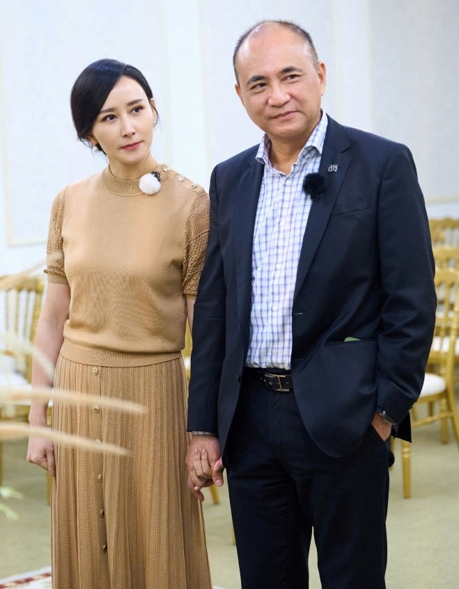 Người đẹp cưới 