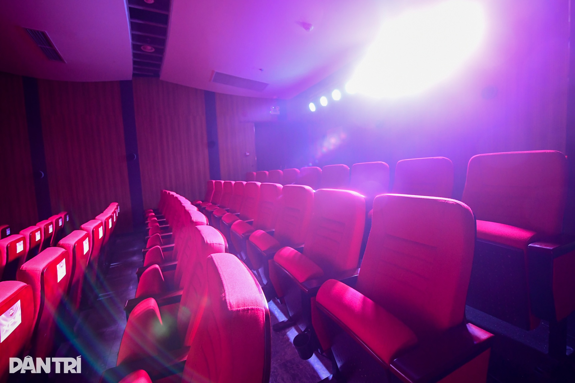 Nhà hát Hòa Bình lột xác với hơn 270 tỷ đồng ở TPHCM - 8