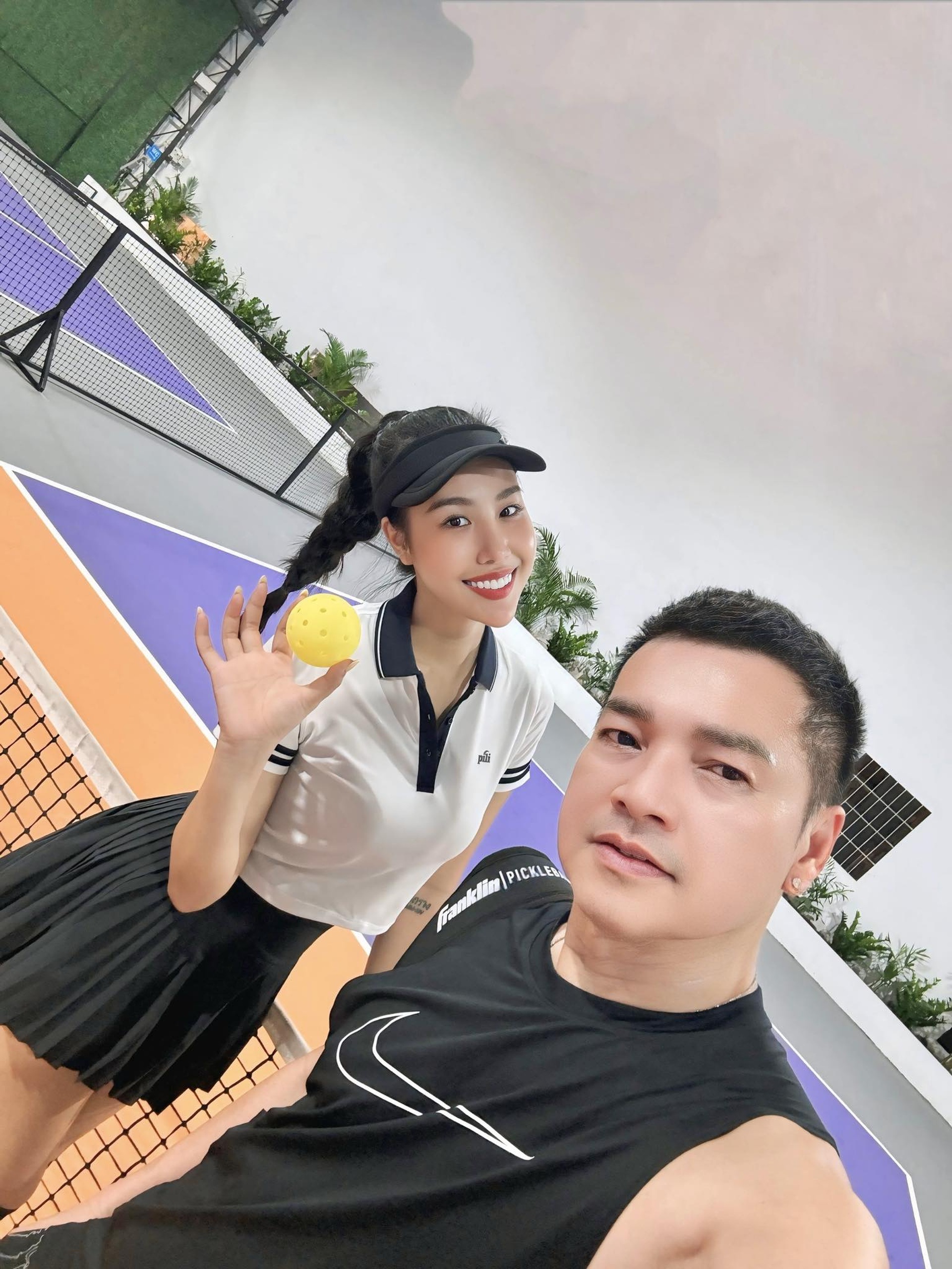 Nghệ sĩ Quang Minh tuổi 66: Có con 1 tuổi, bình yên bên bạn gái kém 37 tuổi - 8