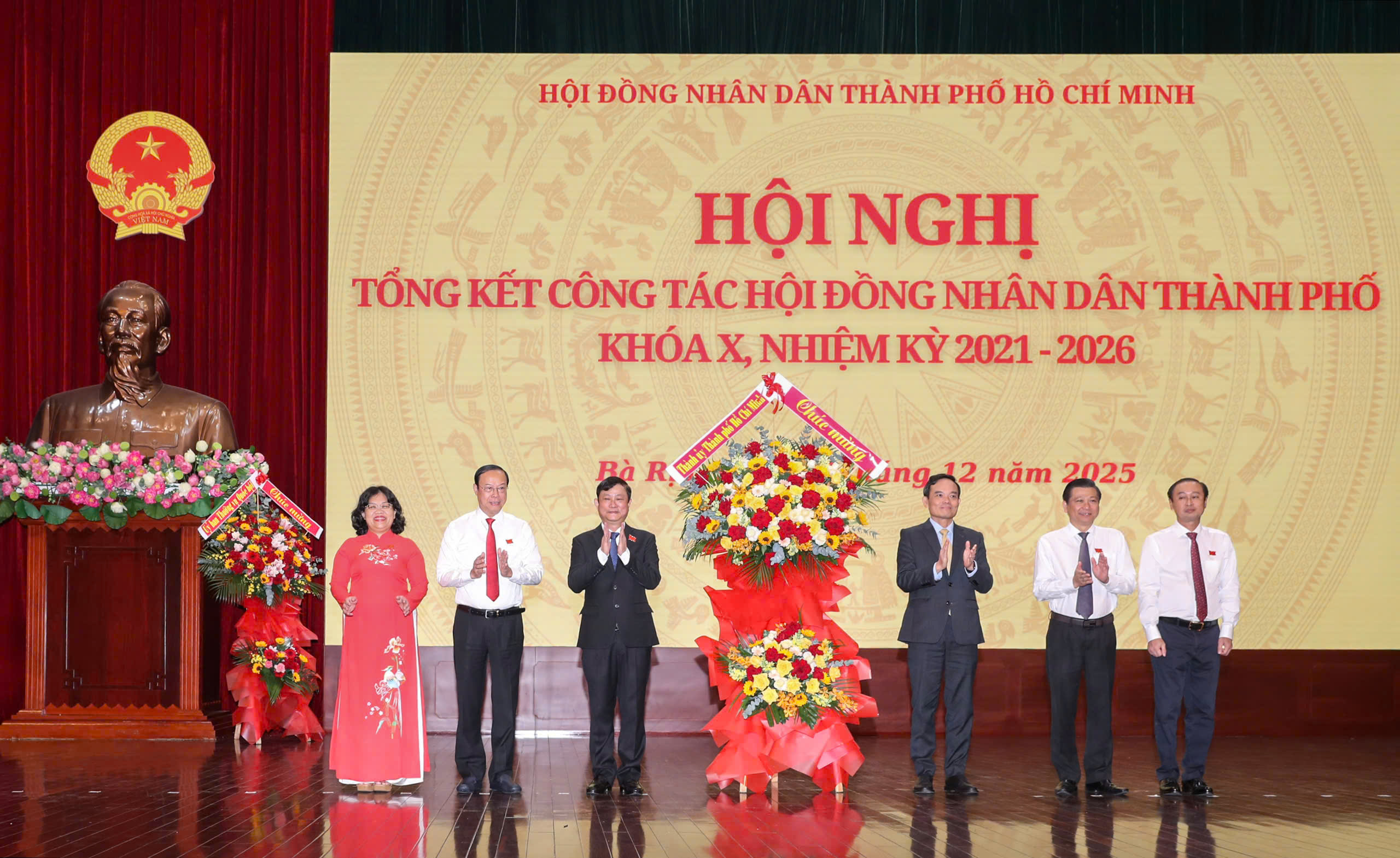 HĐND TPHCM khóa X: Dấu ấn nhiệm kỳ vượt khó trong bối cảnh chuyển động lớn - Ảnh 5.