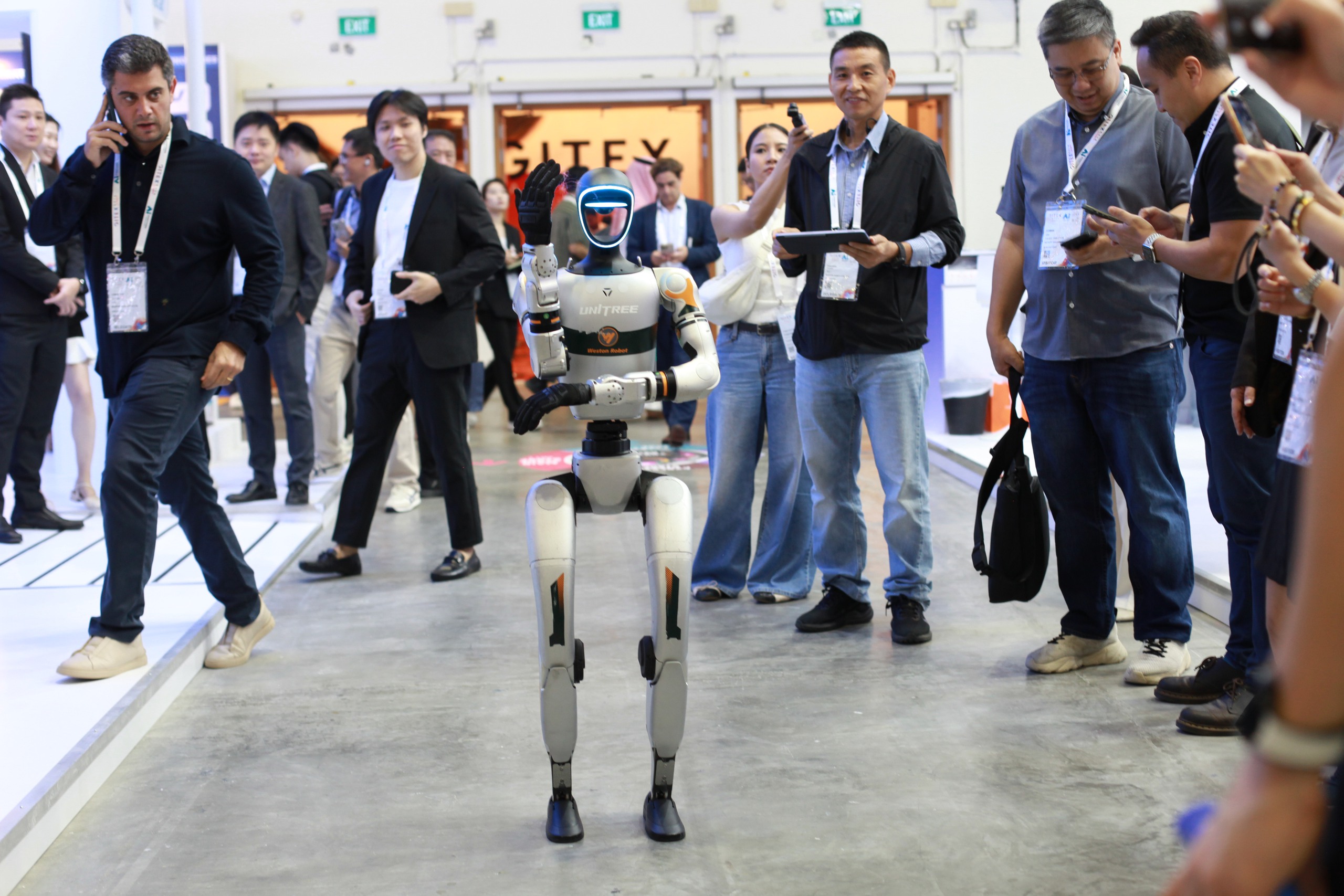 5 dấu mốc mang tính bước ngoặt thay đổi cả ngành AI trong năm 2025  - Ảnh 3.