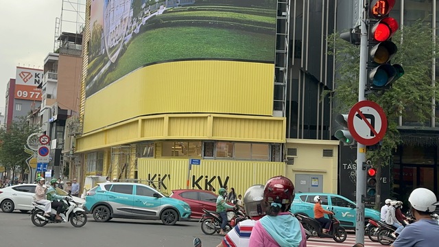 Nghịch lý mặt bằng cho thuê cuối năm- Ảnh 1.