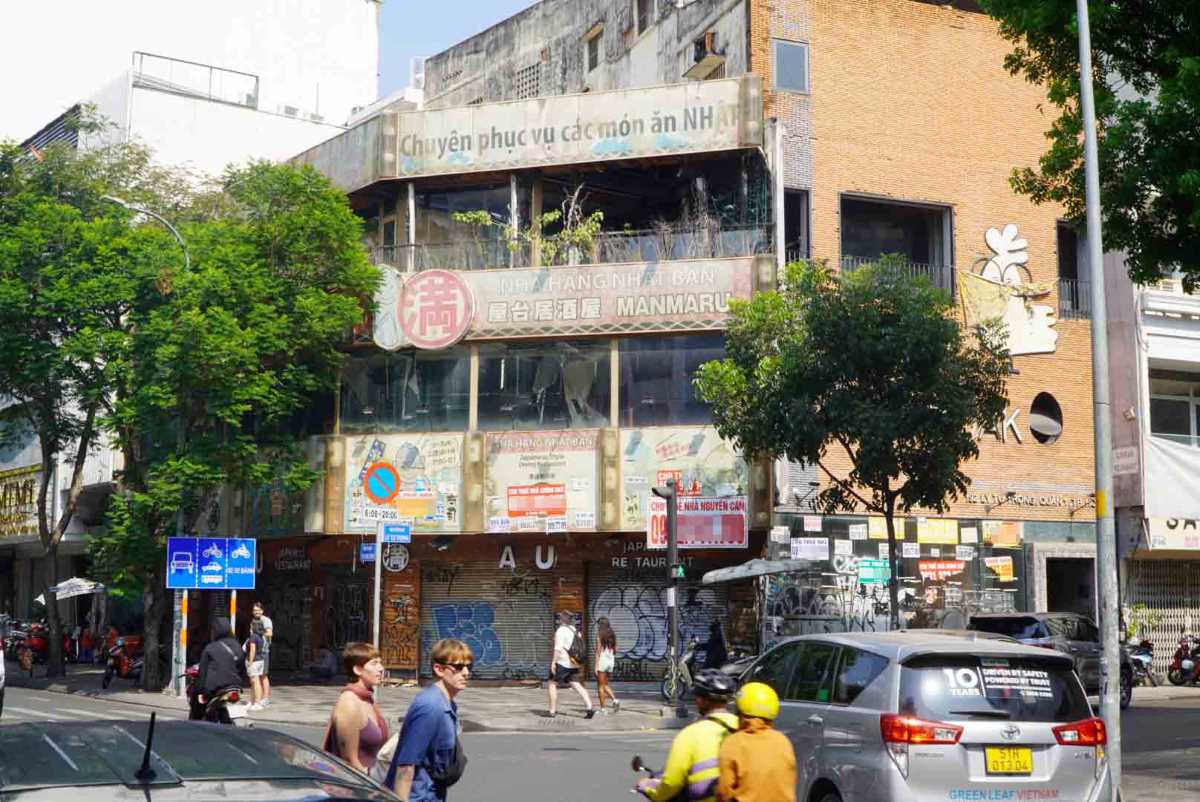 Nghịch lý mặt bằng cho thuê cuối năm- Ảnh 3.