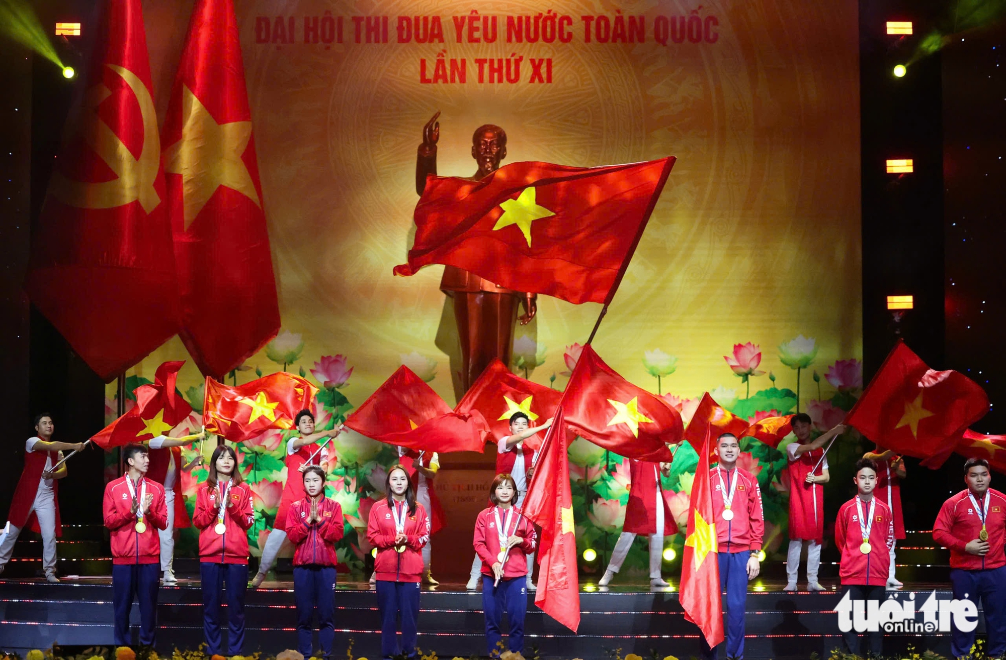 Dự Đại hội thi đua yêu nước mong gặp Madam Bình, chuyện những trái tim nhỏ với lòng yêu nước lớn - Ảnh 5.