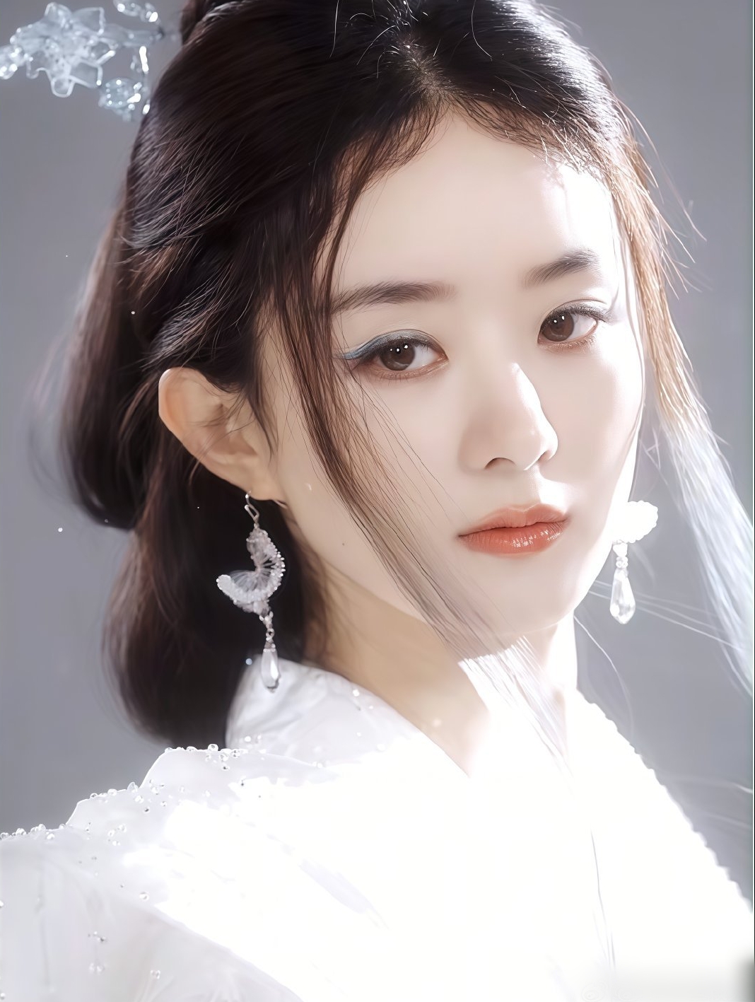 Đàm Tùng Vận xấu hổ vì Triệu Lệ Dĩnh- Ảnh 4.