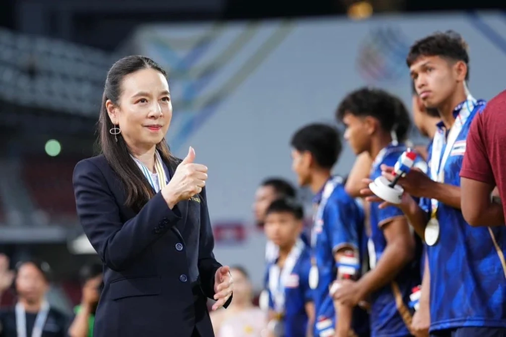 Báo Thái Lan bất ngờ chỉ trích nặng nề của Madam Pang - 2